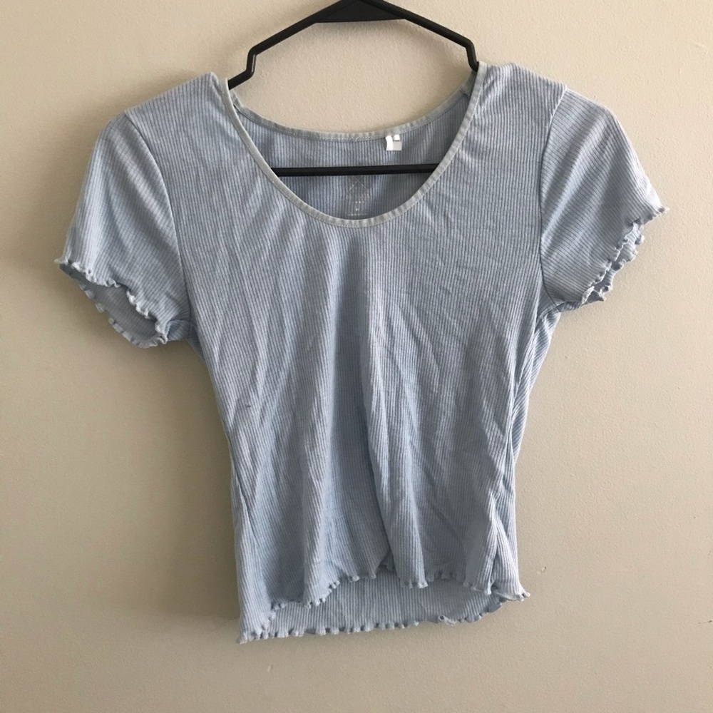 Light blue crop T-shirt